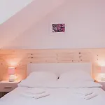 Pensjonat Zacisze 3*