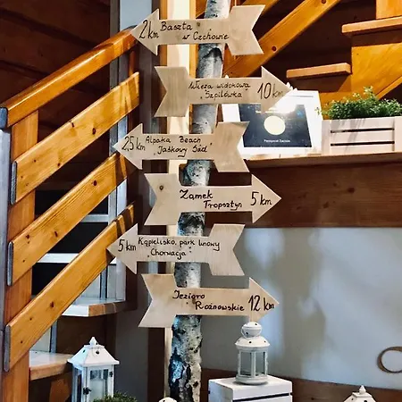 Zacisze بيت ضيافة 3*