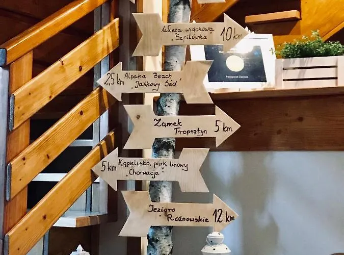 Zacisze בית הארחה 3*